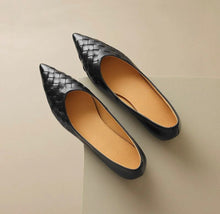 Gabirano Leather Flats